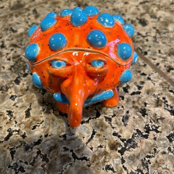 Creepy Monster Cool Animal Ring Holder - Picture 1 of 12